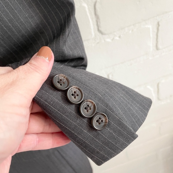 Lauren Ralph Lauren Men’s Blazer Formal Gray Pinstripe Single breast Sz 46R - Picture 4 of 14